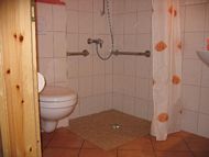 Rollstuhl Ferienwohnung Ostsee behindertengerecht Urlaub Ostsee barrierefrei